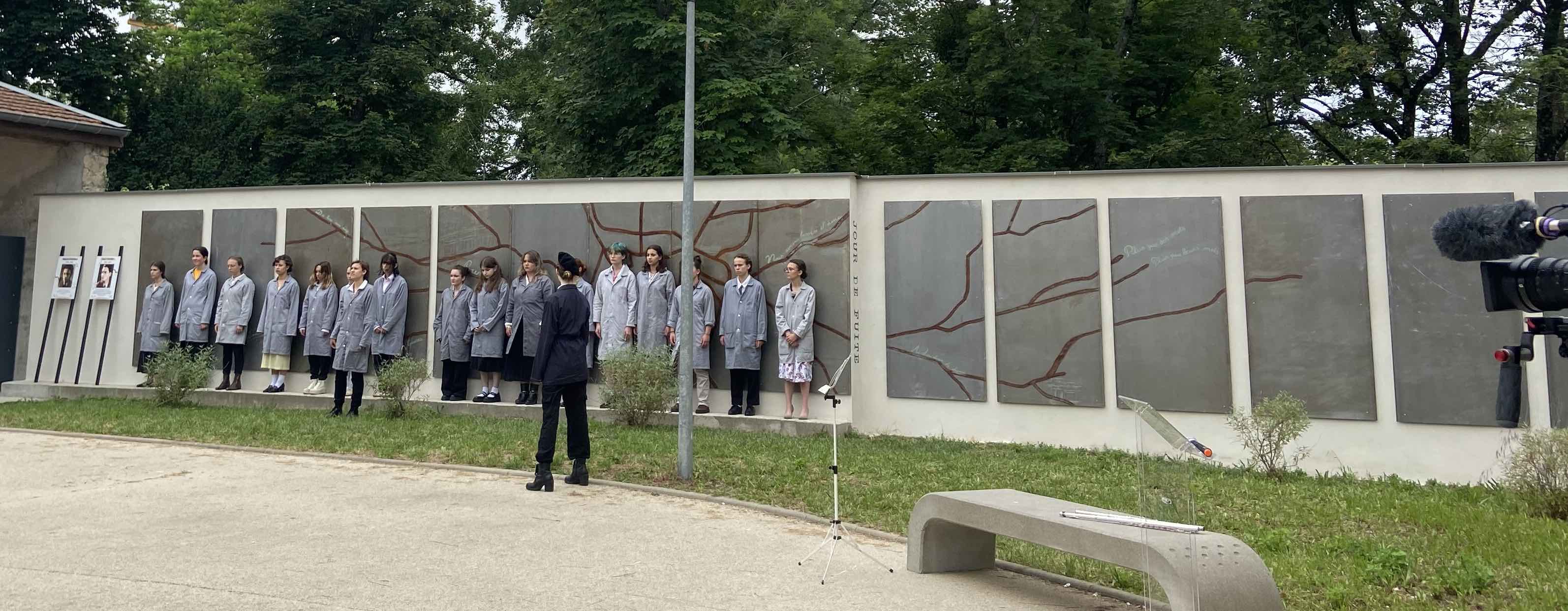 fresque eleves ES cut